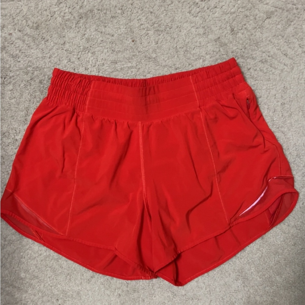 Lululemon Hotty Hot Shorts 4 in
